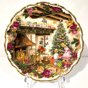 Vintage Royal Albert "Christmas Joy" Collector Plate 8 1/2" By Fred Errill 1990